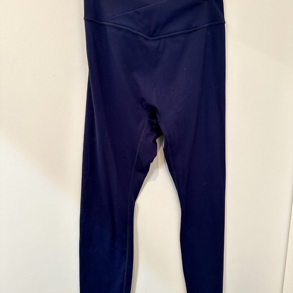 437 Hydrate Set (Bra and leggings) - Picture 3 of 6